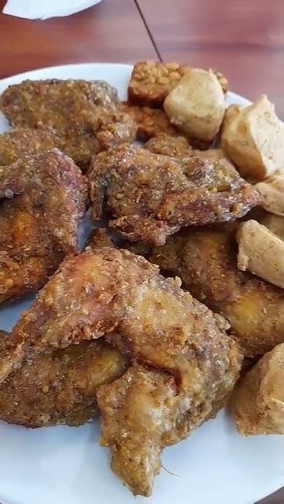 gurihnya ayam goreng rodjo mongso surabaya shorts youtube