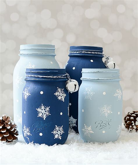 15 Adorable Mason Jar Christmas Crafts