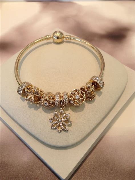 elegant gold jewelry floral charm bracelet design gift ideas