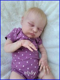 Reborn baby dolls Laura by Bonnie Brown | Vinyl Baby Dolls