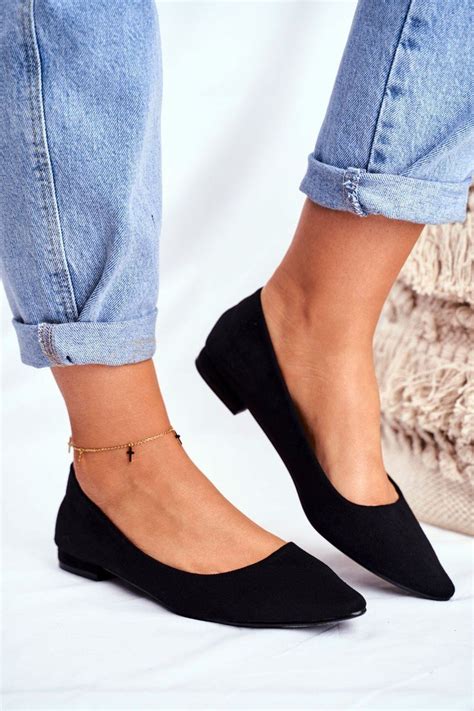 Baleríny v čiernej farbe | Fashion, Shoes, Flats