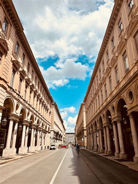 Buildings and Colonnades around Via Roma in Turin · Free Stock Photo