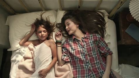 Avicii - Wake Me Up (Official Video) Laneya Grace - YouTube