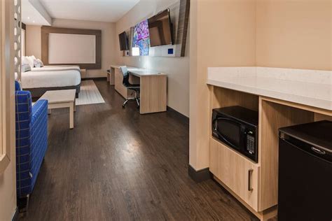 Best Western Premier Winnipeg East Winnipeg | Bookonline.com
