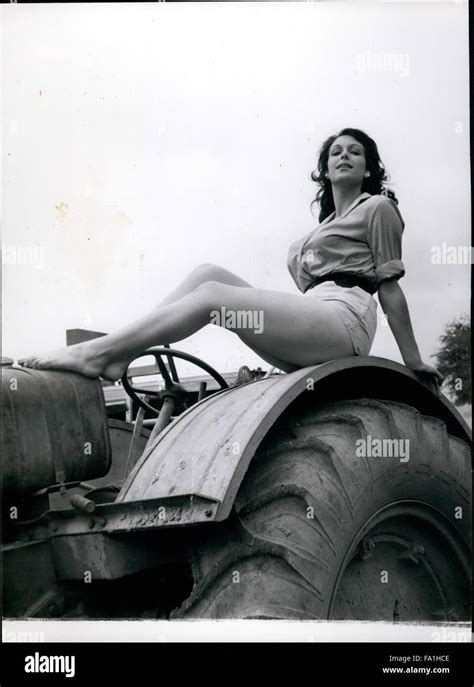 Marie Devereux's feet