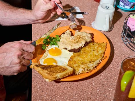 Clyde’s Prime Rib - Review - Roseway - Portland, OR - The Infatuation