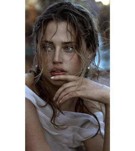 Estella Warren : r/FamousFaces