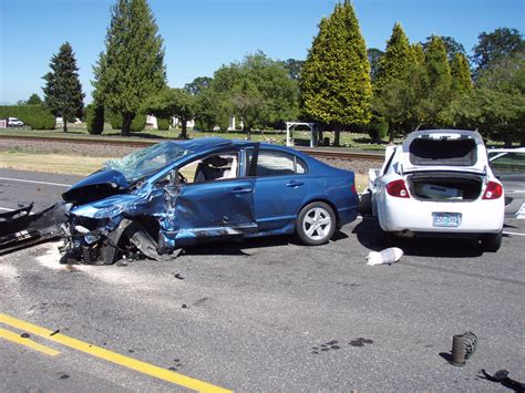 Car Insurance – What You Need To Know (And Do) When A Traffic Accident
