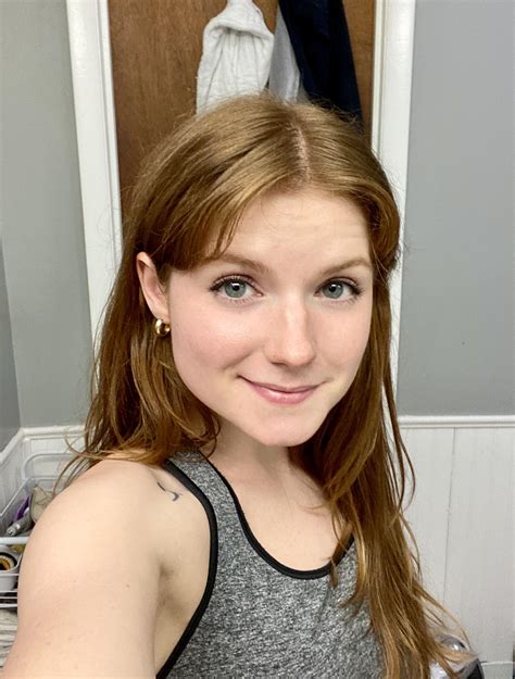 Have a good night 🤗 : r/SFWRedheads