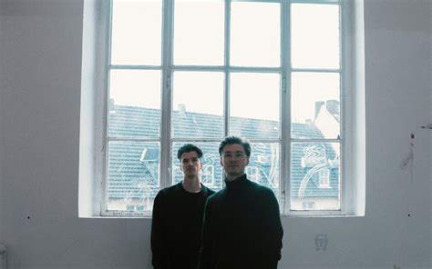 lanes share gorgeous single closer