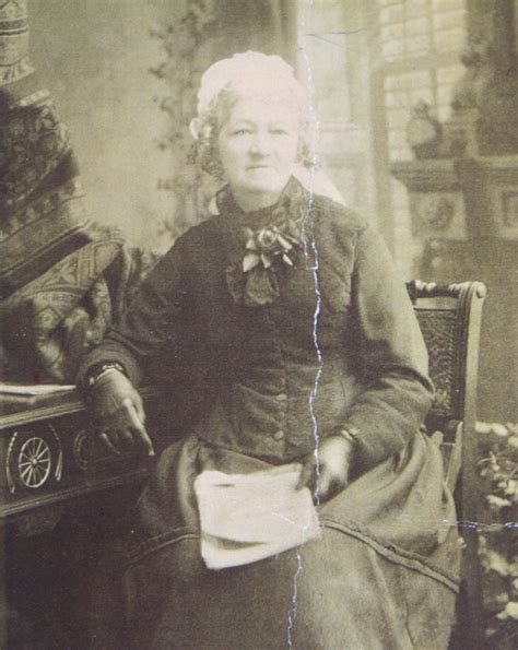 Pictures of Laurie Wallace