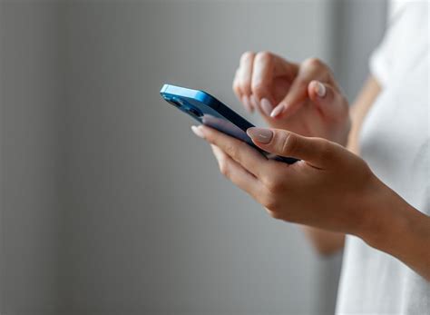 red flags   partners texts  life