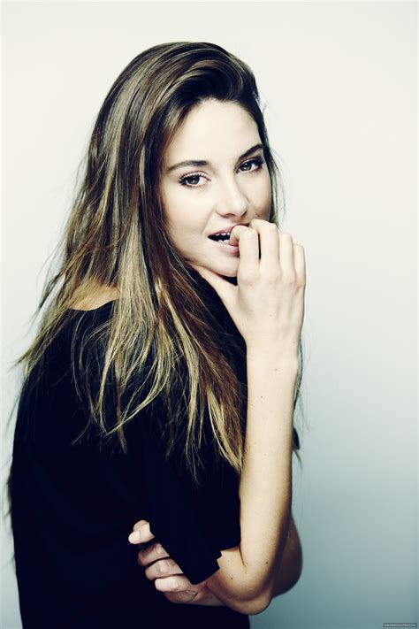 keptarolohu shai hair shai photoshoot shailene woodley hair short