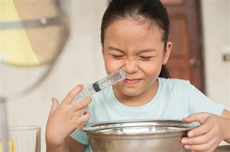 mitos  fakta kebiasaan cuci hidung bisa cegah sinusitis