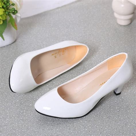 2017 New Red Woman Low Heel Pumps Female Sweet Casual Pump Shoes Thin ...