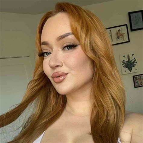 Emma Magnolia Bio, Age, Height, Wiki, Birthday, Boyfriend, Nationality
