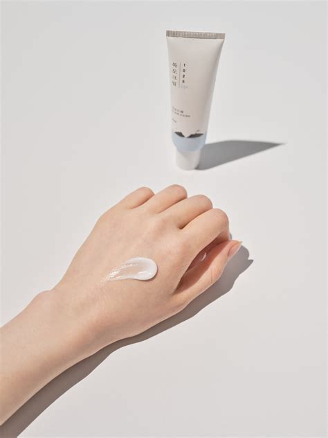 Увлажняющий крем для кожи вокруг глаз Round Lab 1025 Dokdo Eye Cream 30 ...