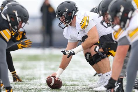 Photos: Iowa Football Bowl Practice – University of Iowa Athletics