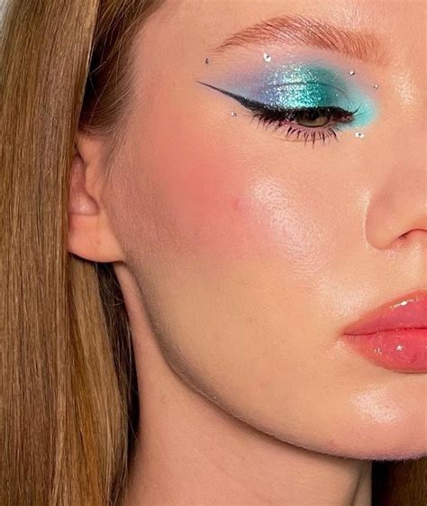 Pin by aesthetics on makeup | Makeup, Smoky eye makeup, Night makeup