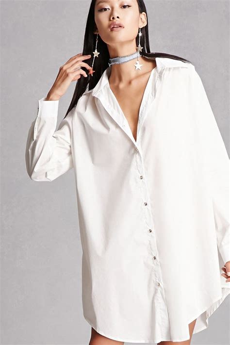 Oversized Dress Shirt Outfit: The Ultimate Fashion Trend Of 2023