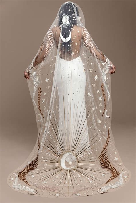 Rose Gold Wedding Dress And Veil