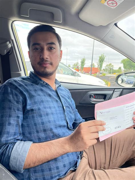 VicRoads Official Driver and Vehicle Services Guide 4