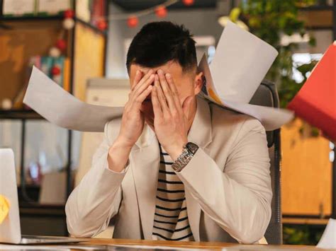 Common Cash Flow Problems (+ How to Solve Them) - Unleashed Software