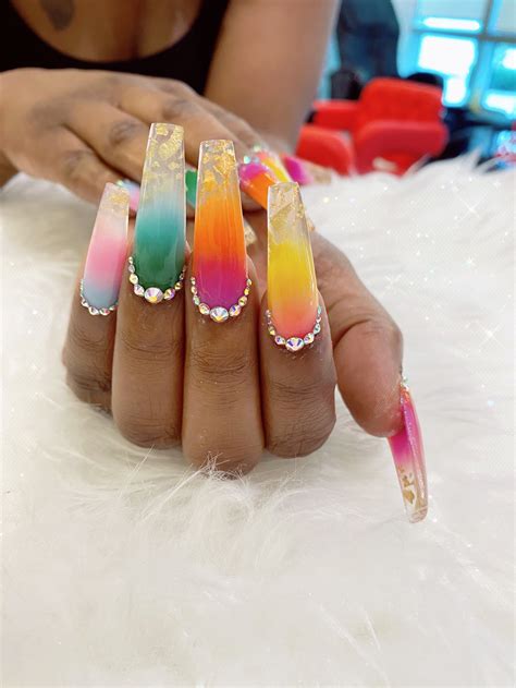 Nails Salon in Miami