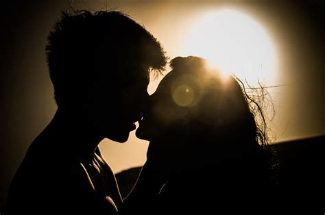 Primo bacio: consigli per non farsi trovare impreparata - Vivace Moda