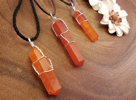 Carnelian Stone | Carnelian Meaning & 25 Benefits
