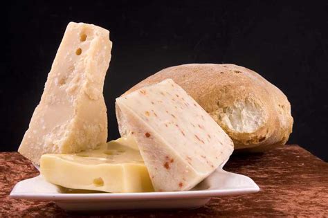 A Guide to Some of Italy's Greatest Cheeses - Life in Italy