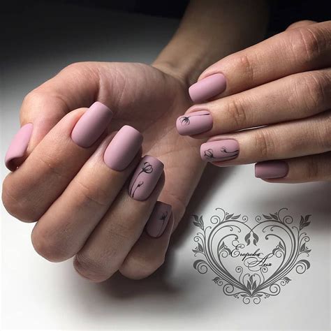 Нежно😍#наращивание ногтей #гель #гель_лак #стразы #shellac #ноготки # ...