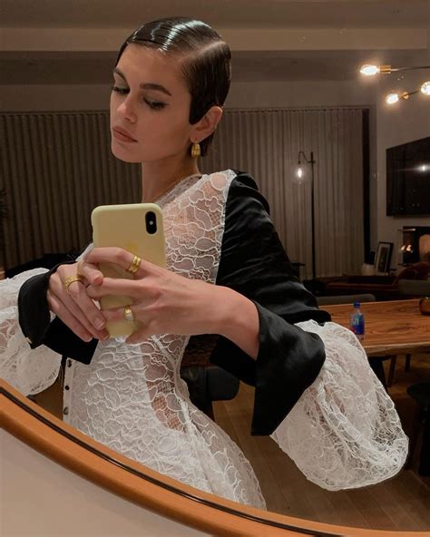 Instagram Selfie Kaia Gerber | Kaia Gerber Instagram | Adorable Kaia ...