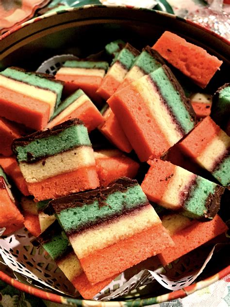 Rainbow cookies - freeloadseco