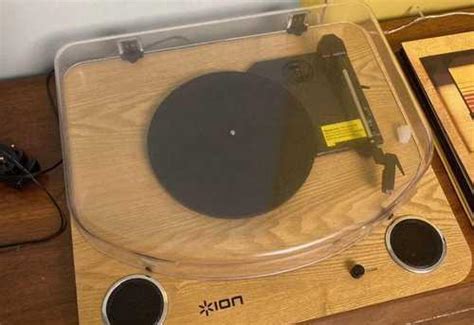 Виниловый проигрыватель Ion Max LP | Festima.Ru - Мониторинг объявлений