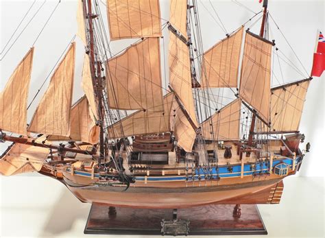 HMS Bounty - Nain ship models