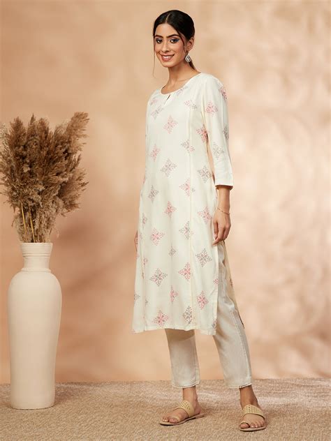 Sale Collection – Imara
