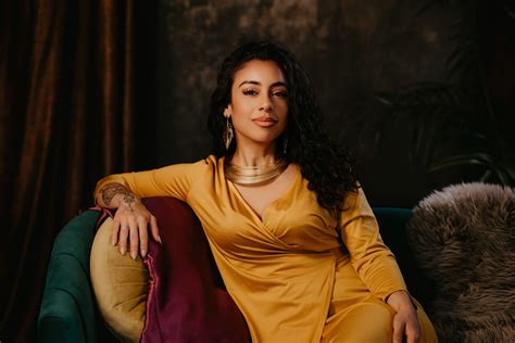 Tantra Therapist | NYC, NY and Medellin, Colombia | Zipporah