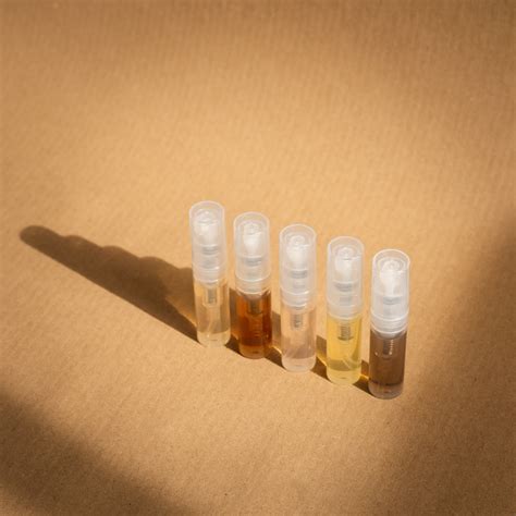 Sample set - tailored advice by Perfume Lounge • Perfume Lounge ...