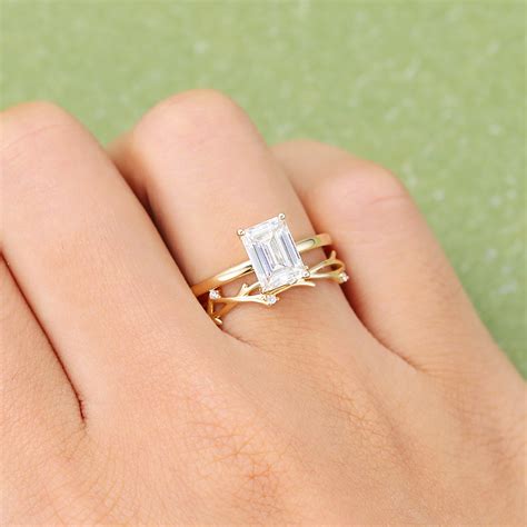 emerald cut solitaire engagement rings  wedding band