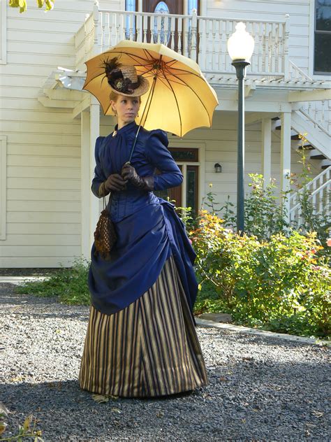 Victorian Dress Picture Collection | DressedUpGirl.com