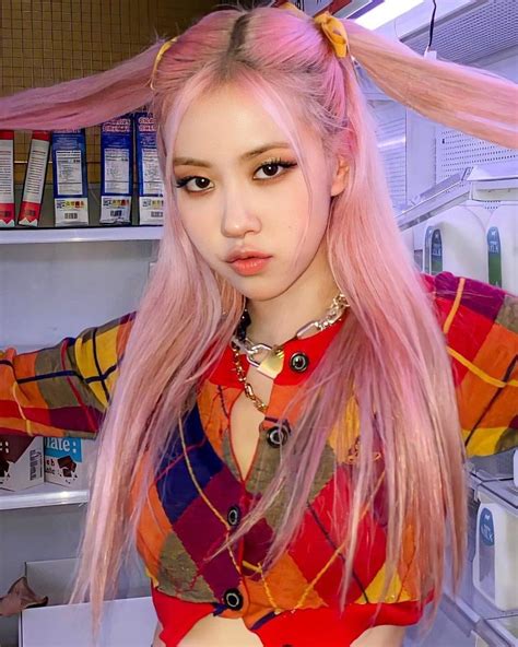 ً on Twitter | Rose pink hair, Kpop hair color, Rose hair color