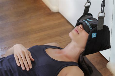 Neck Hammock Review - Does the Gadget Help Relieve Chronic Pain