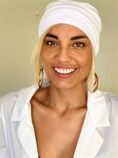 Tips for Hats and Beanies to Wear Through Chemo – Hair For Hats