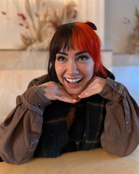 POV: I’m your coffee date 🥹♥️ - Power-midget Peta