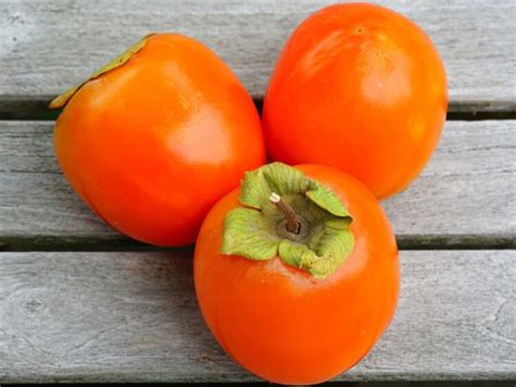 17 Types of Persimmons (Different Varieties) - Insanely Good