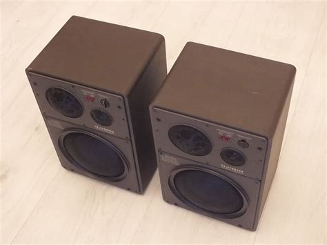 Infrequent Sound [sex.tex] technology: Telefunken TLX 22 / 4 ...