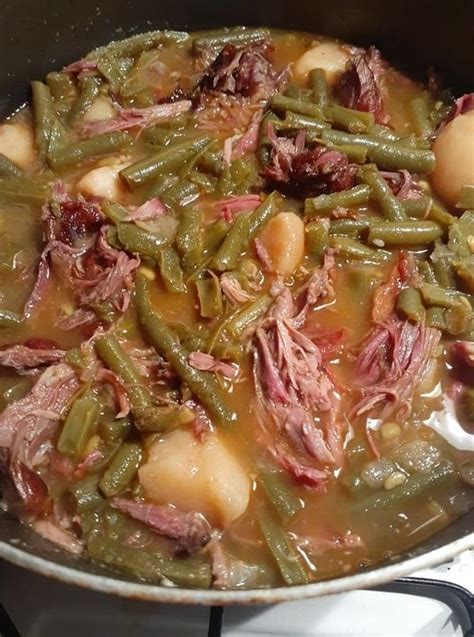 Southern Beans With Smoked Turkey Necks And Potatoes - Recipes Need