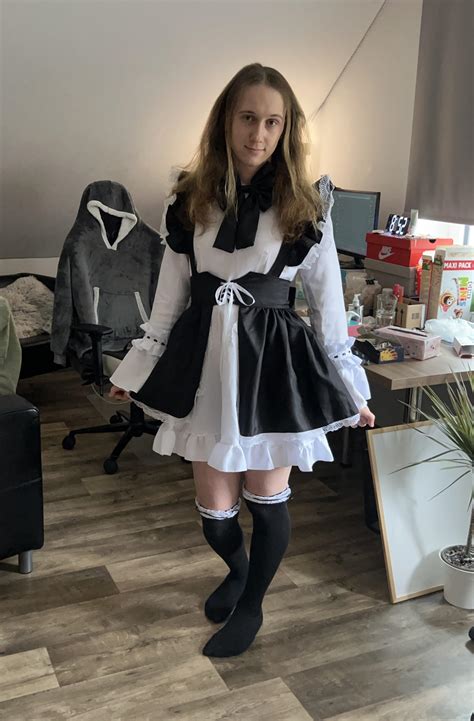 Need some cleaning? : r/femboy