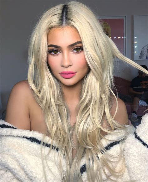 kylie jenner blonde hair photos - Brittny Goins